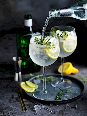 Marks and Spencer Gin and Tonic Pouring in to Bowl Glasses