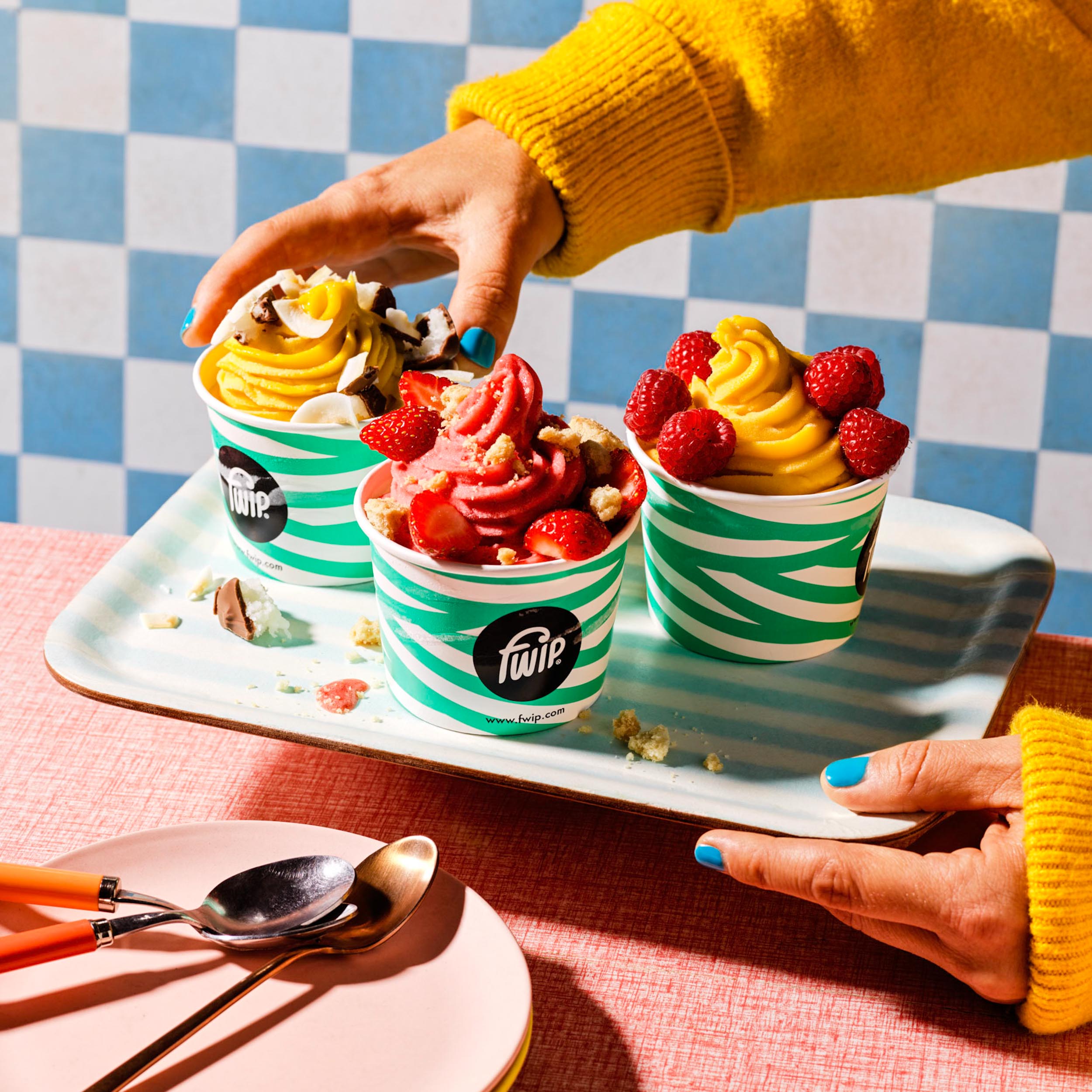 Fwip Ice cream tubs on tray